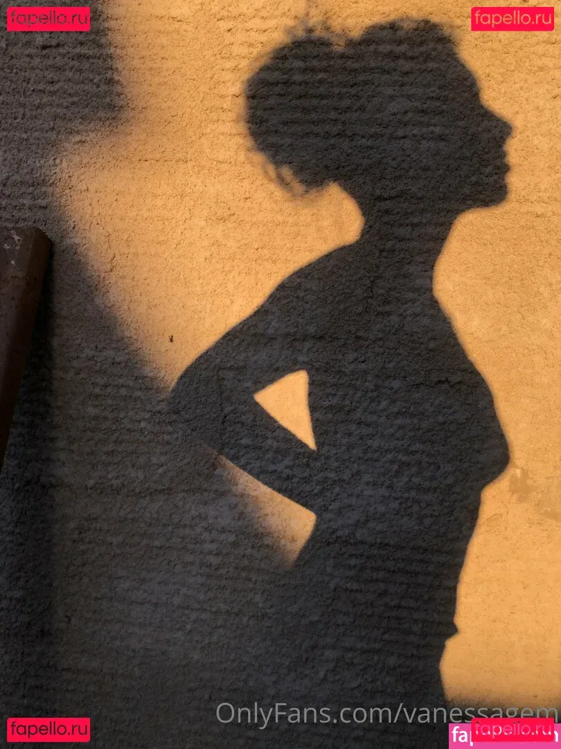 vanessagem Onlyfans Photo Gallery 