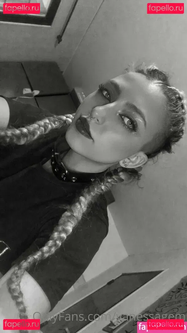 vanessagem Onlyfans Photo Gallery 