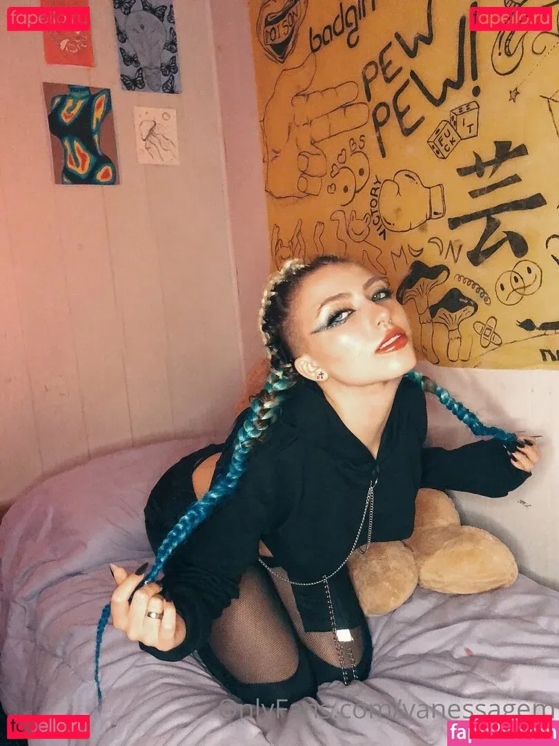 vanessagem Onlyfans Photo Gallery 