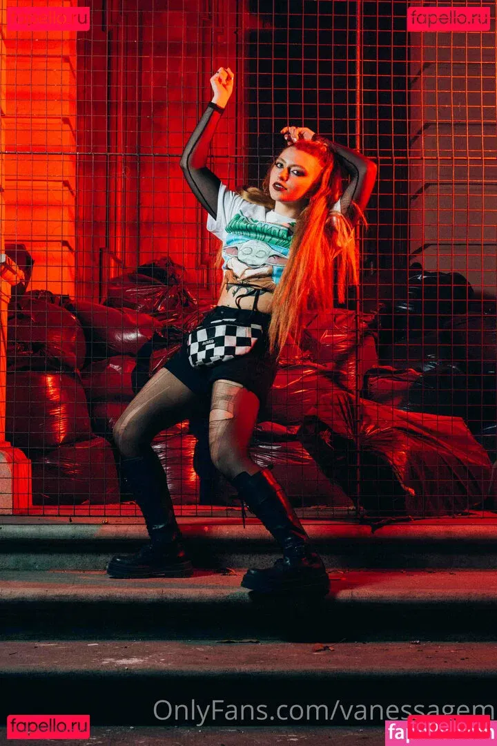 vanessagem Onlyfans Photo Gallery 