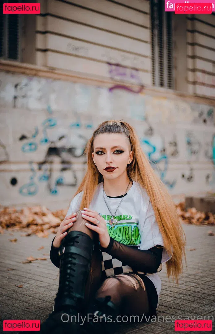 vanessagem Onlyfans Photo Gallery 
