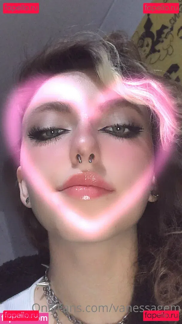vanessagem Onlyfans Photo Gallery 