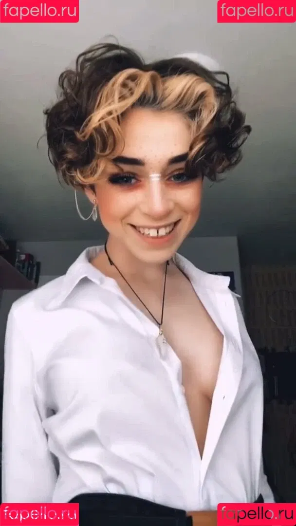 graceful.addison Onlyfans Photo Gallery 