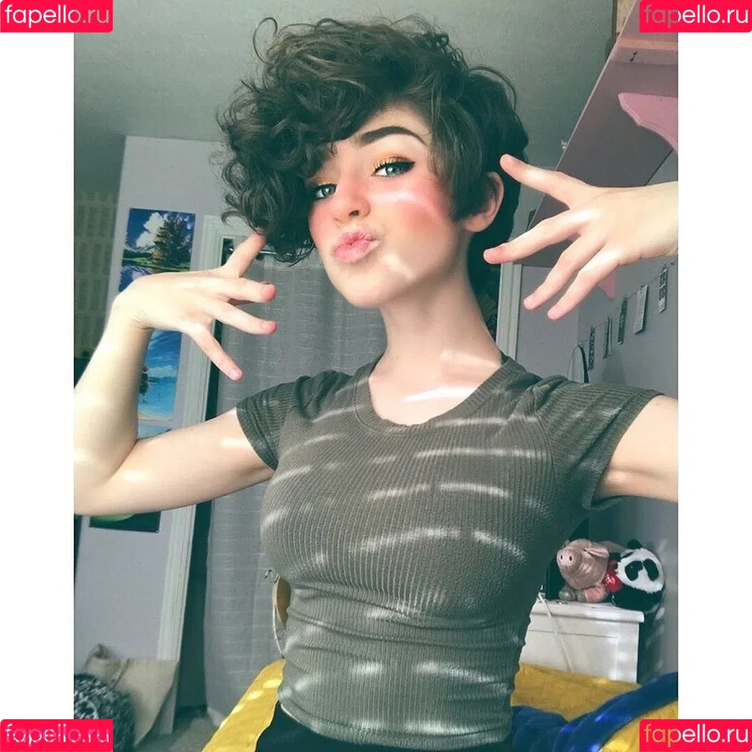 graceful.addison Onlyfans Photo Gallery 