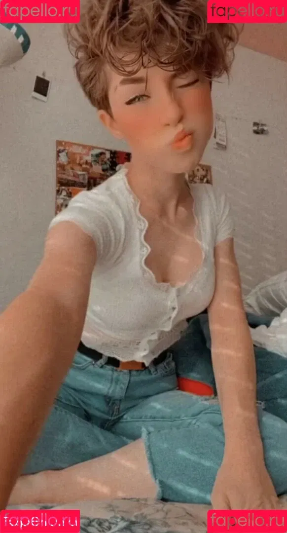 graceful.addison Onlyfans Photo Gallery 