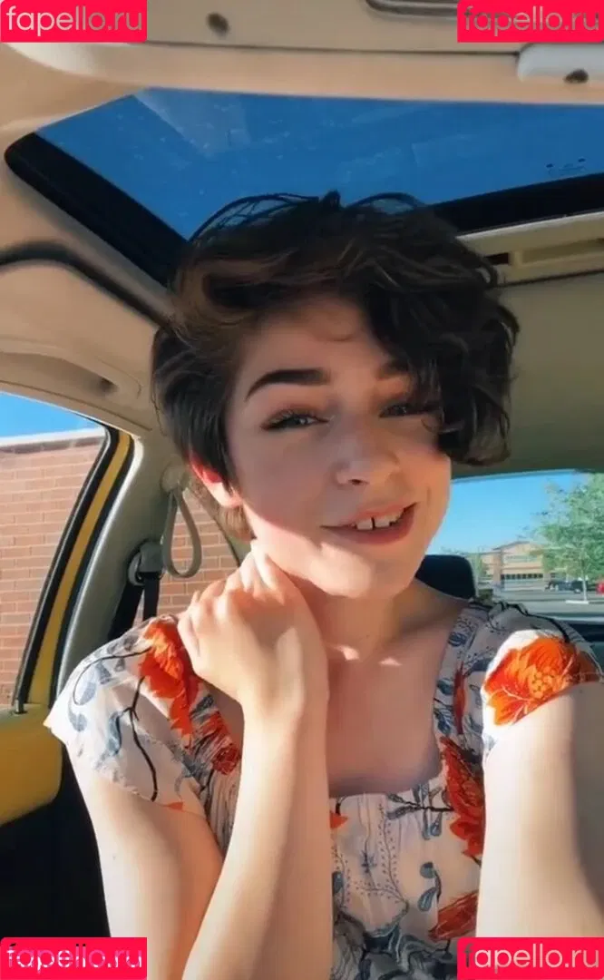 graceful.addison Onlyfans Photo Gallery 