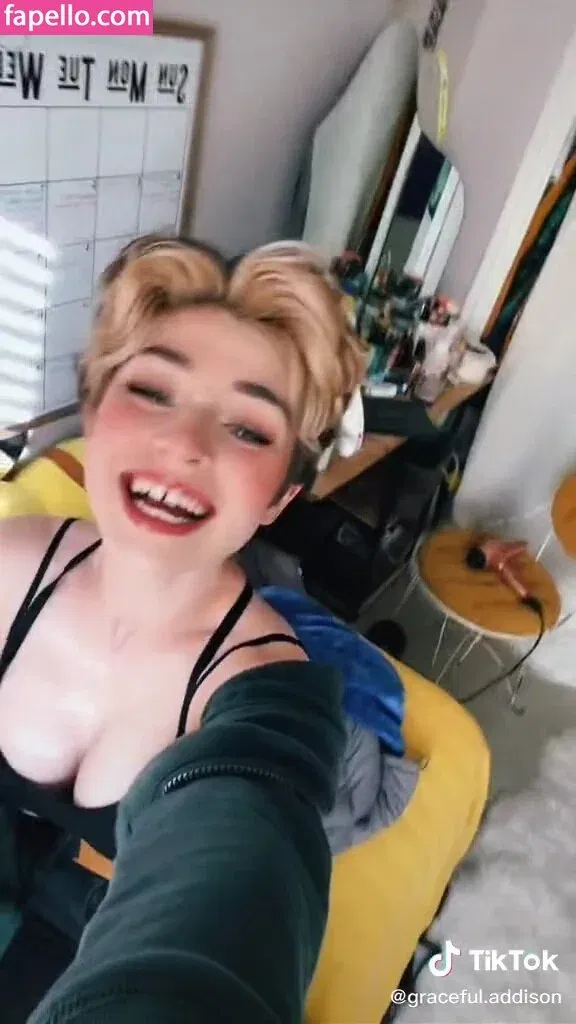 graceful.addison Onlyfans Photo Gallery 