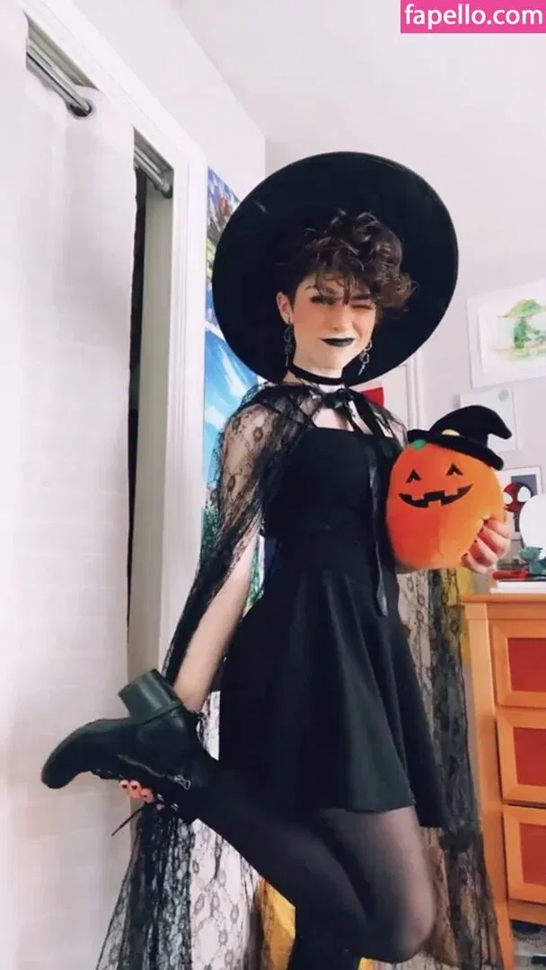 graceful.addison Onlyfans Photo Gallery 