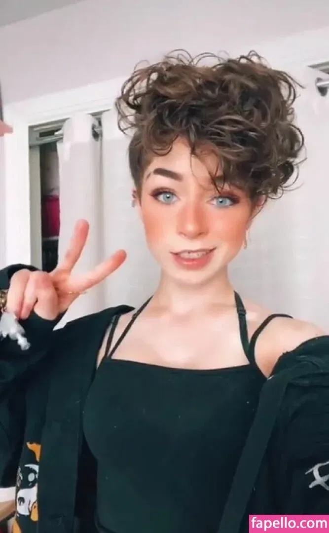 graceful.addison Onlyfans Photo Gallery 