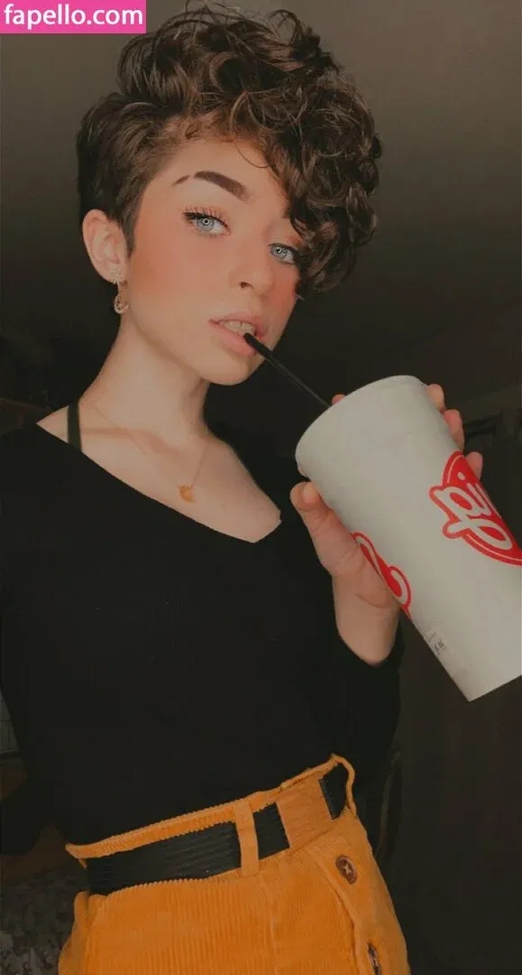 graceful.addison Onlyfans Photo Gallery 