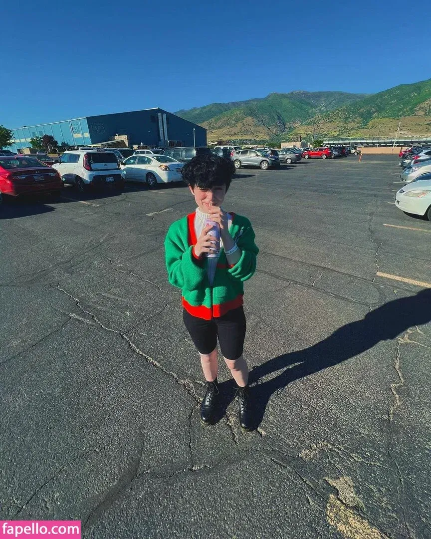 graceful.addison Onlyfans Photo Gallery 