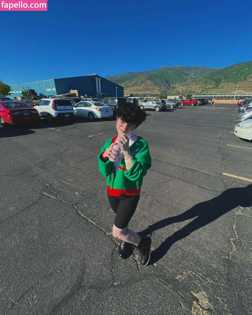 graceful.addison Onlyfans Photo Gallery 