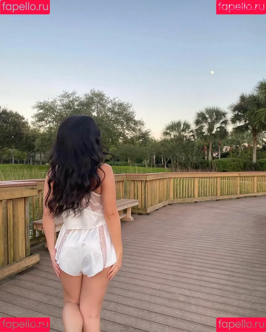 Laura Ospina Onlyfans Photo Gallery 
