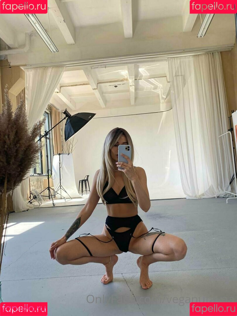 veganutayaa Onlyfans Photo Gallery 
