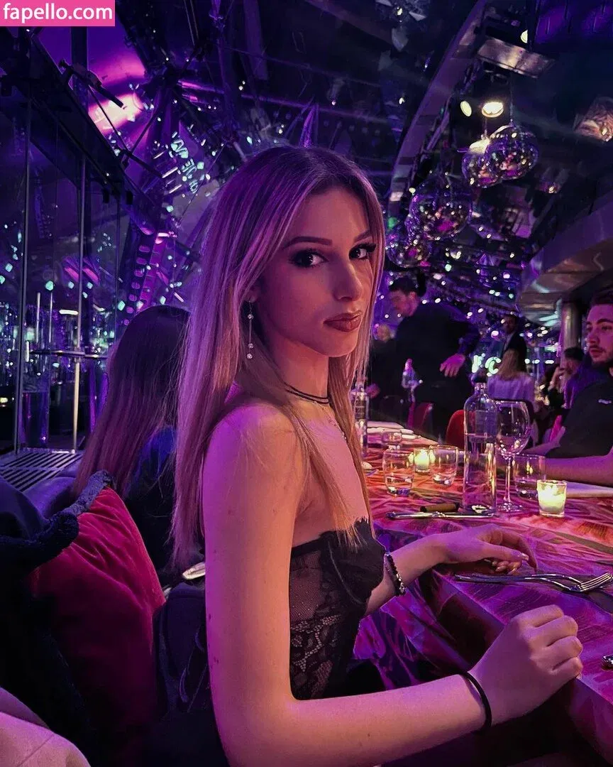 Klea Brahimi Onlyfans Photo Gallery 