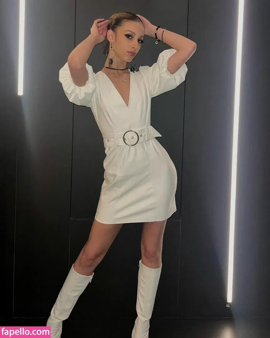 Klea Brahimi Onlyfans Photo Gallery 