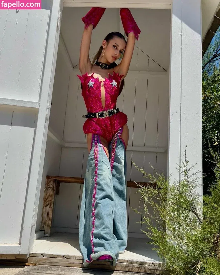 Klea Brahimi Onlyfans Photo Gallery 