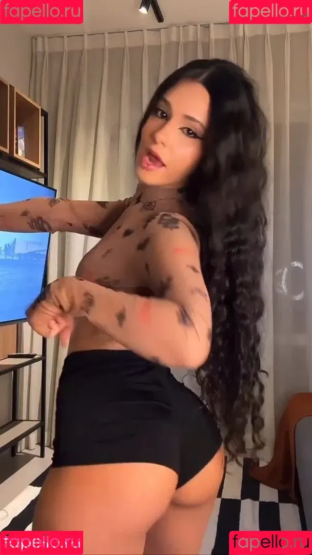 Poliana Arapiraca Onlyfans Photo Gallery 