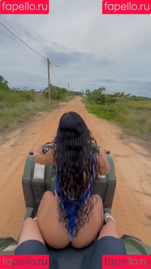 Poliana Arapiraca Onlyfans Photo Gallery 