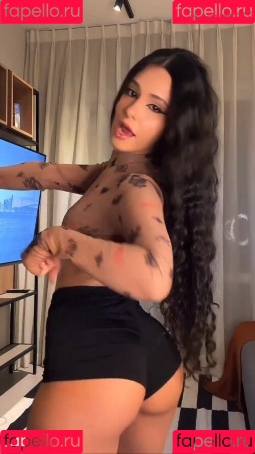 Poliana Arapiraca Onlyfans Photo Gallery 