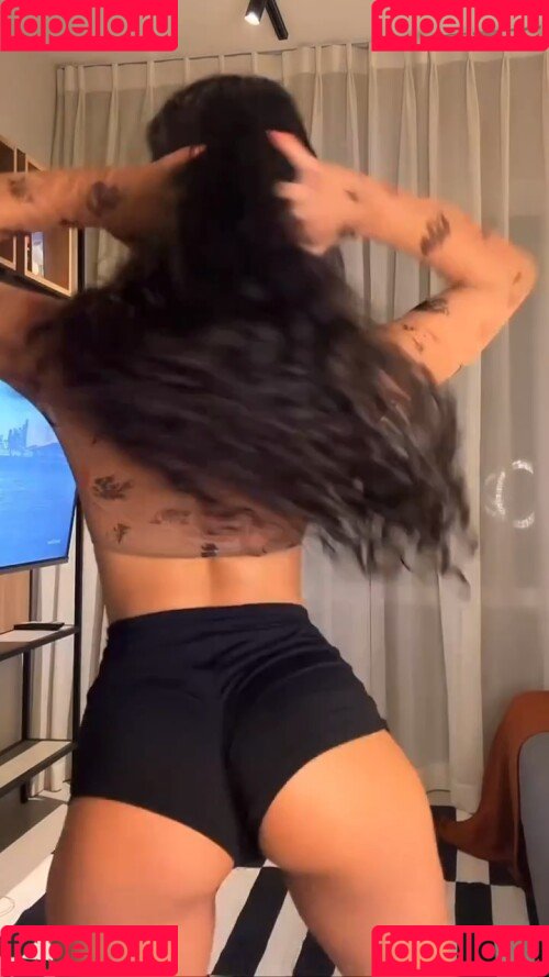 Poliana Arapiraca Onlyfans Photo Gallery 