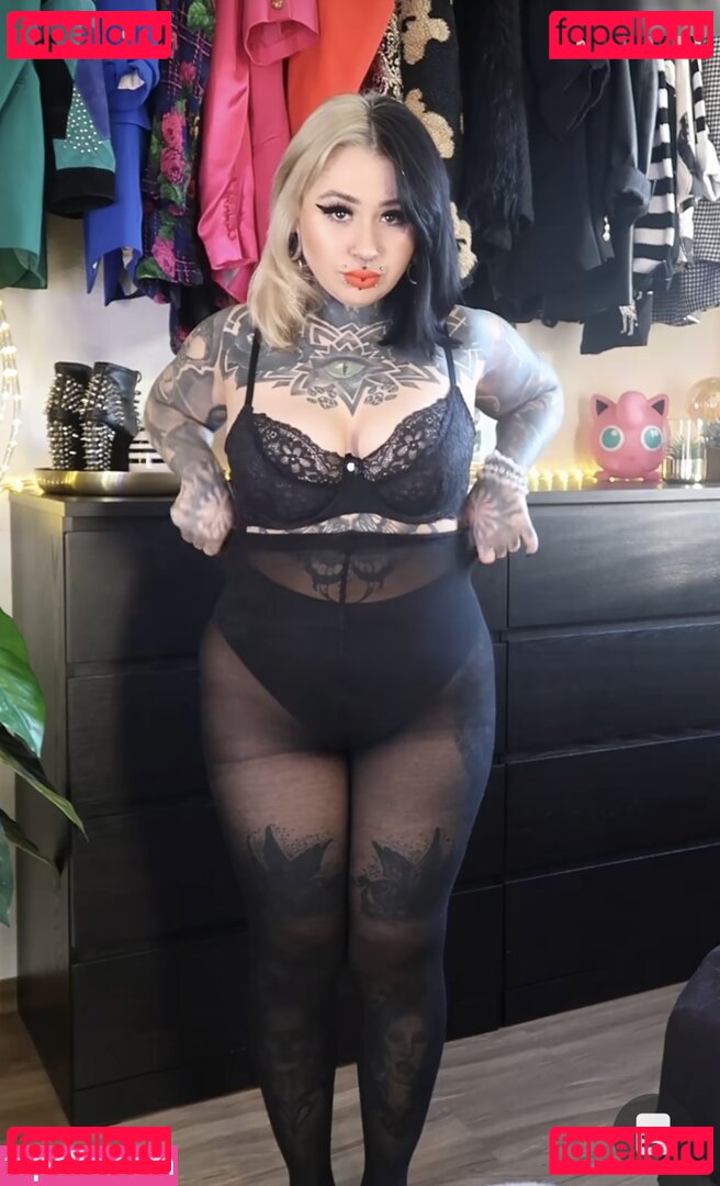 Verena Venus Nude Onlyfans Photo 29