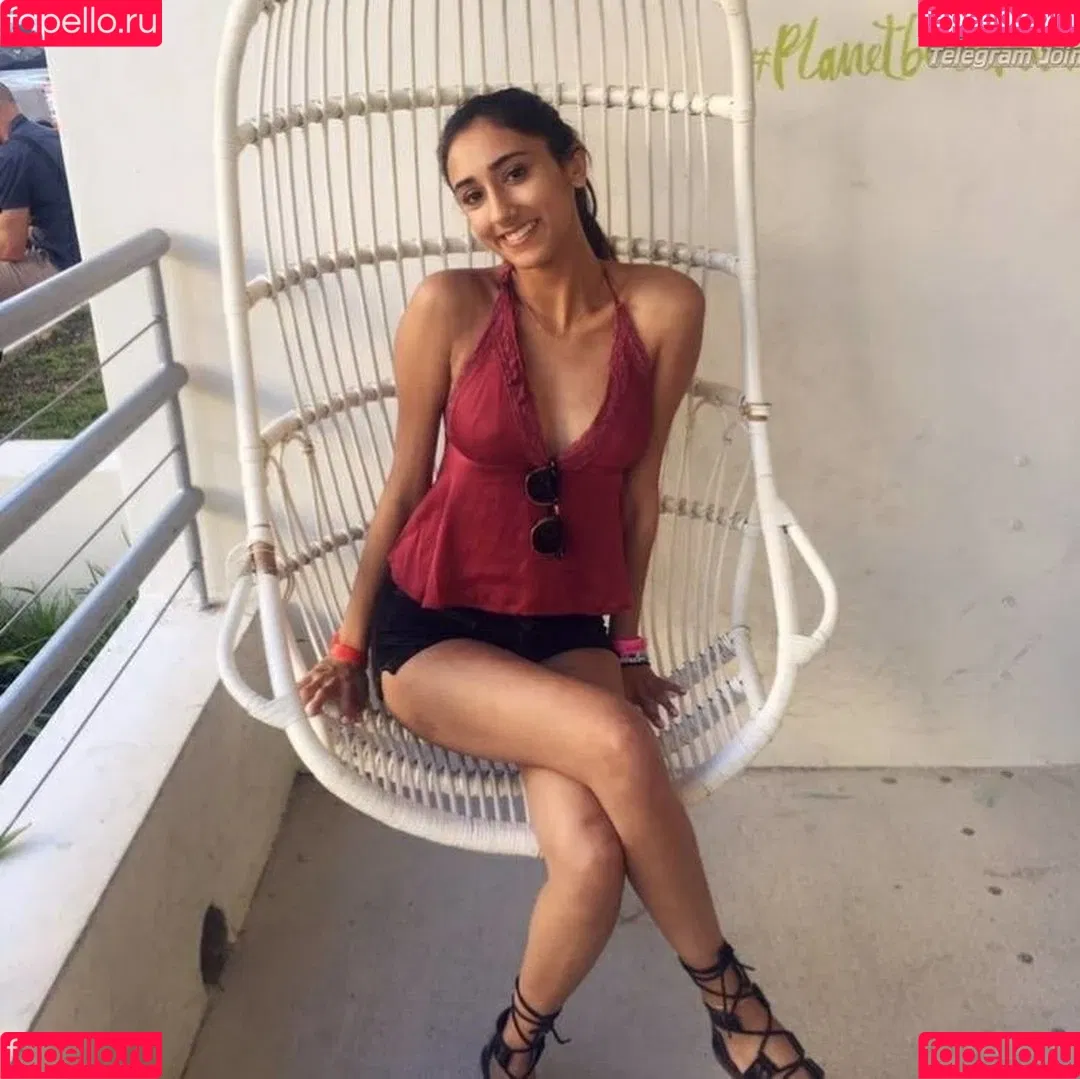 Talia Osman Onlyfans Photo Gallery 