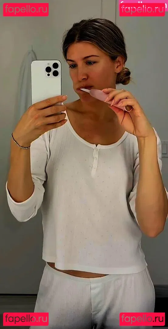 Eugenie Genie Bouchard Onlyfans Photo Gallery 