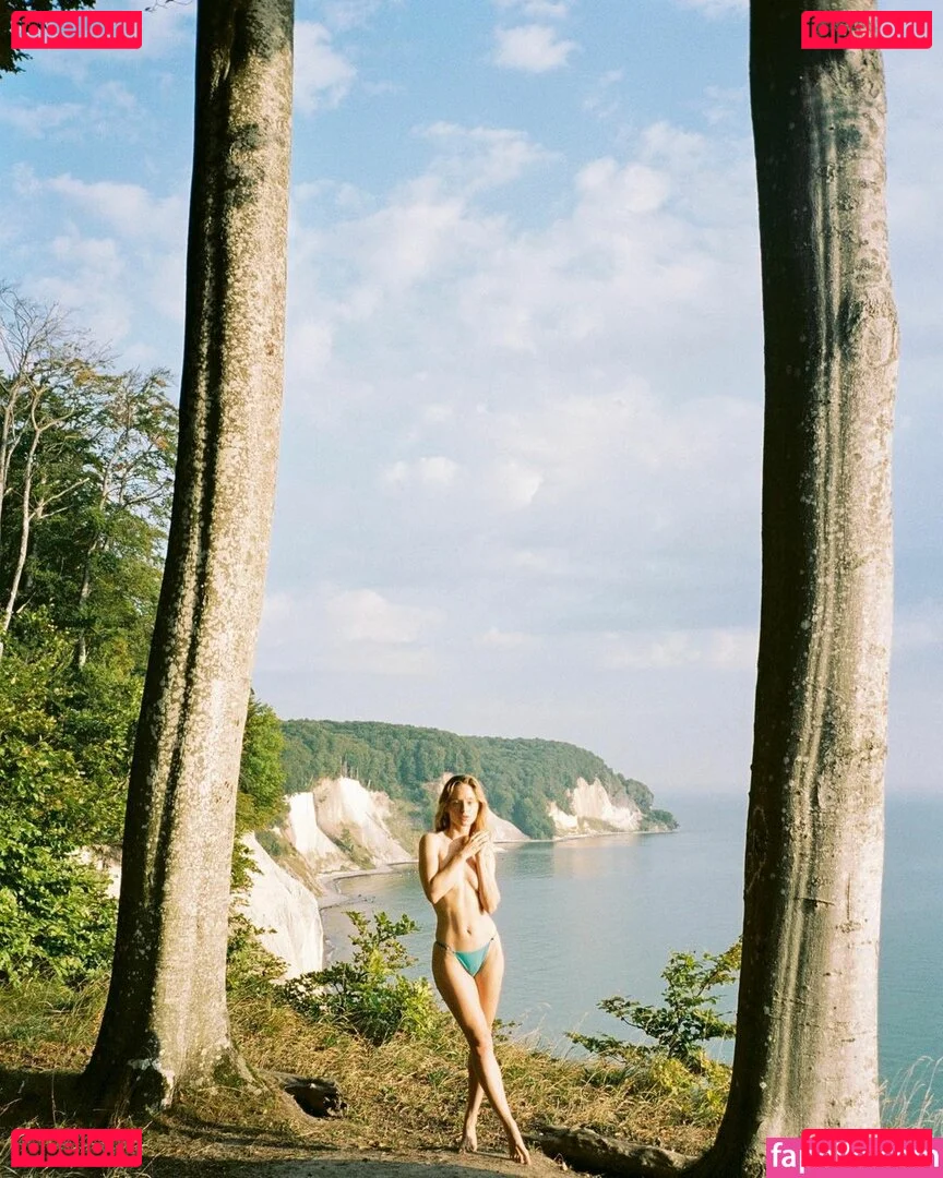 Maria Kn Onlyfans Photo Gallery 