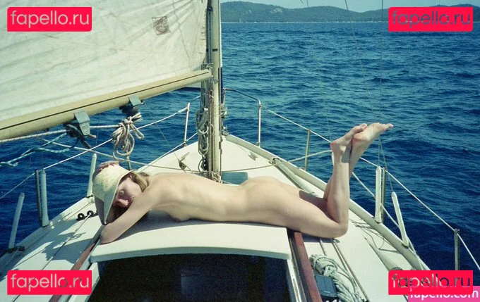 Maria Kn Onlyfans Photo Gallery 