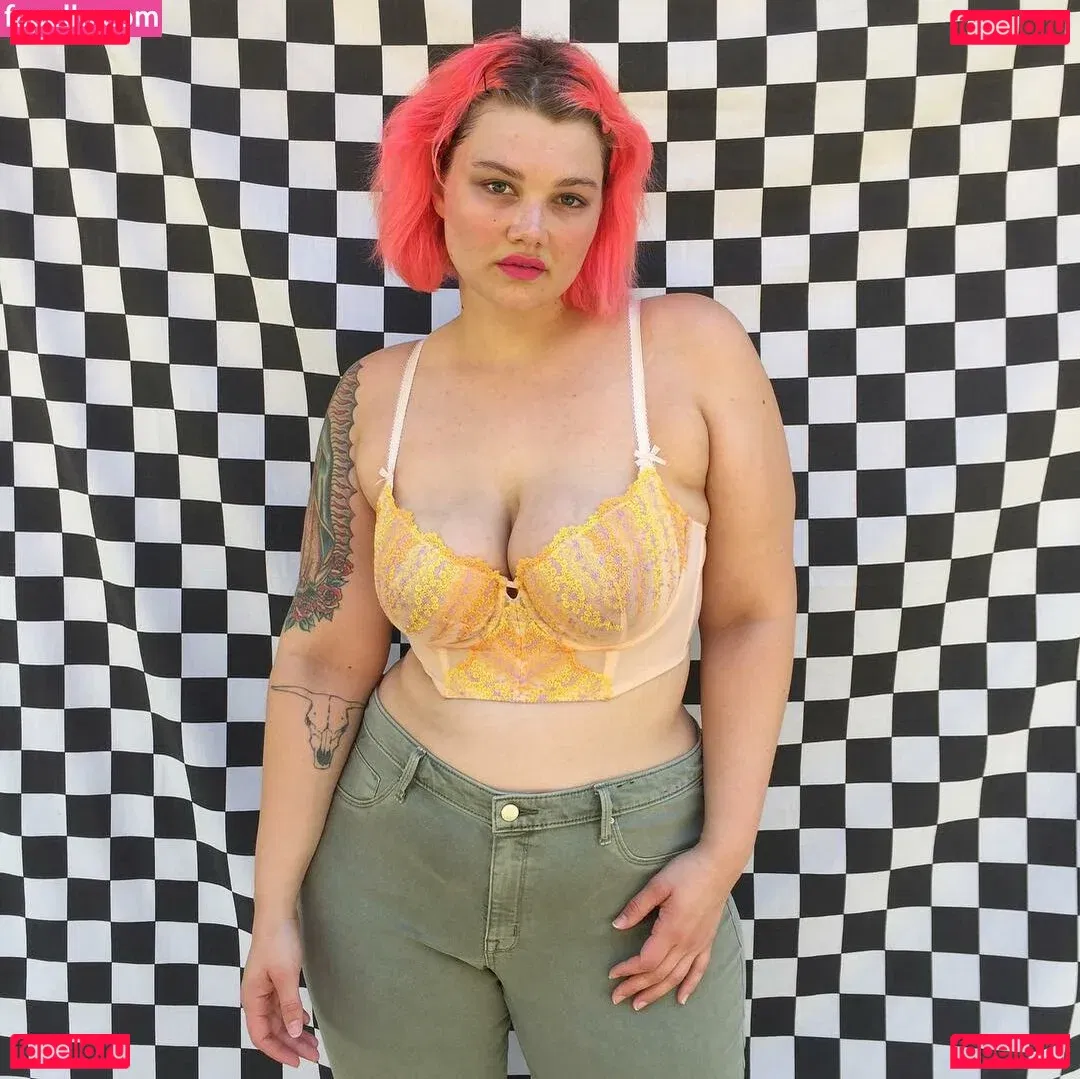 isabel_hendrix Onlyfans Photo Gallery 