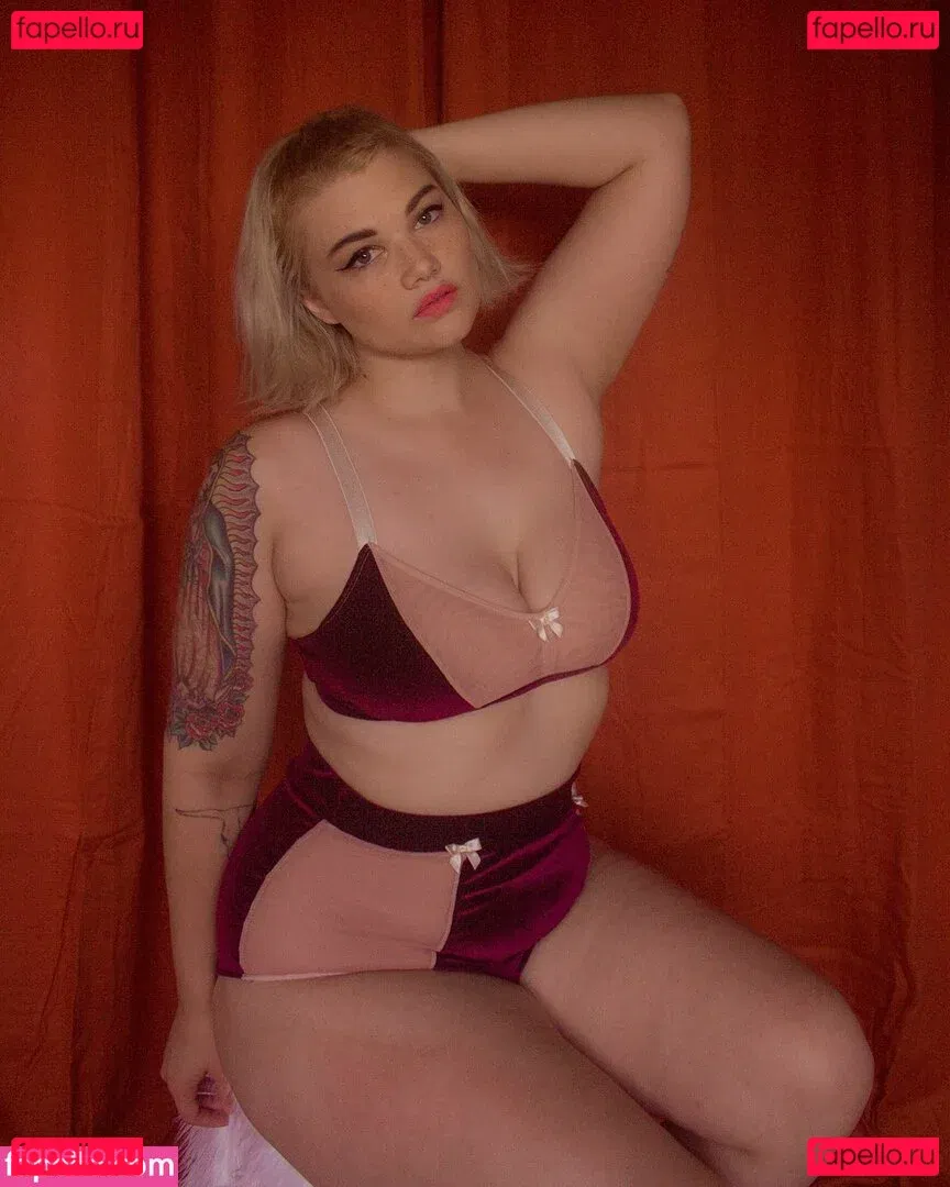 isabel_hendrix Onlyfans Photo Gallery 