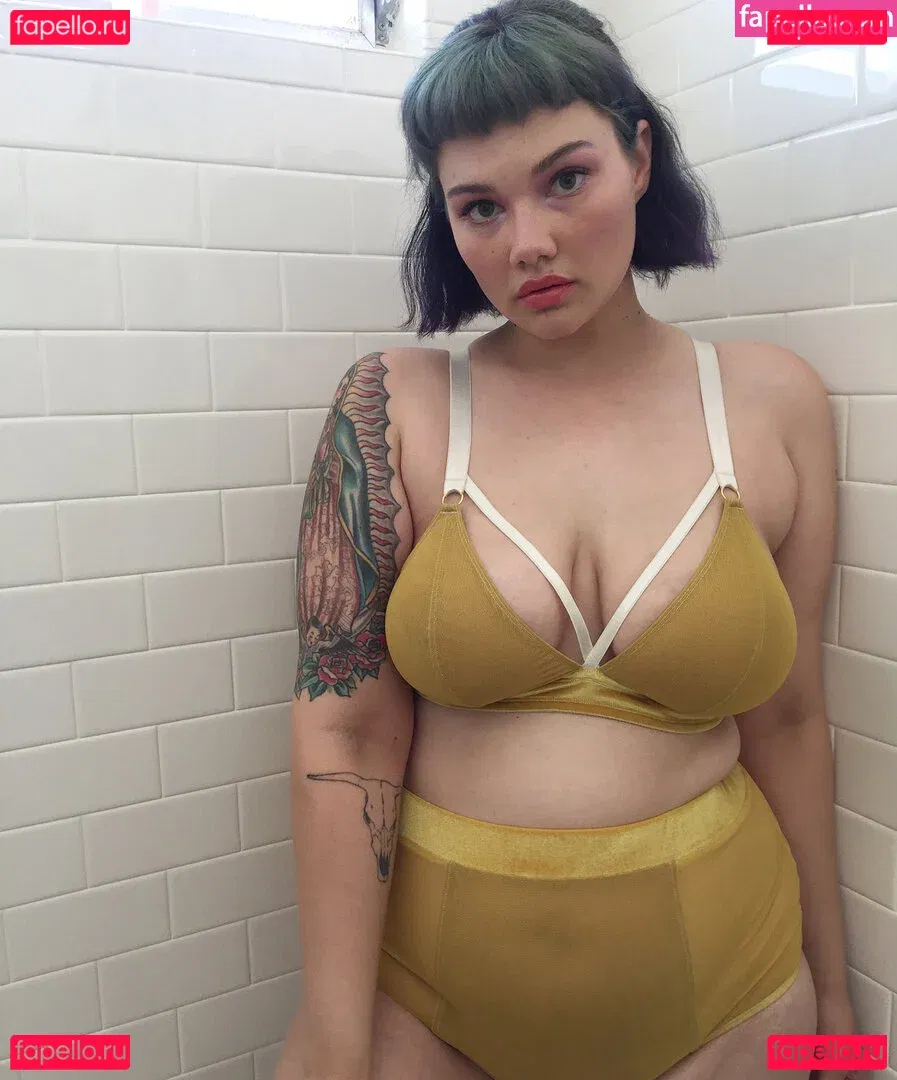 isabel_hendrix Onlyfans Photo Gallery 