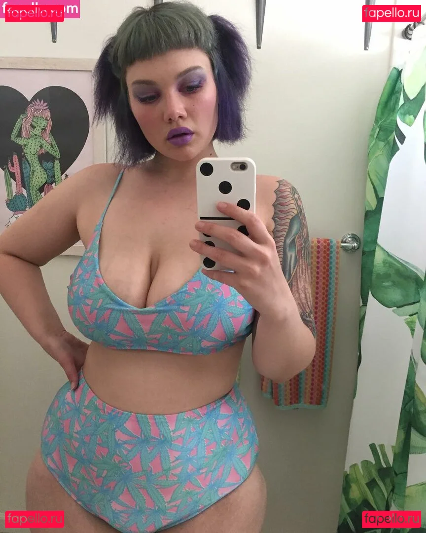 isabel_hendrix Onlyfans Photo Gallery 