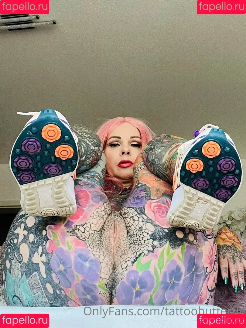 Tattoobutterfly Onlyfans Photo Gallery 