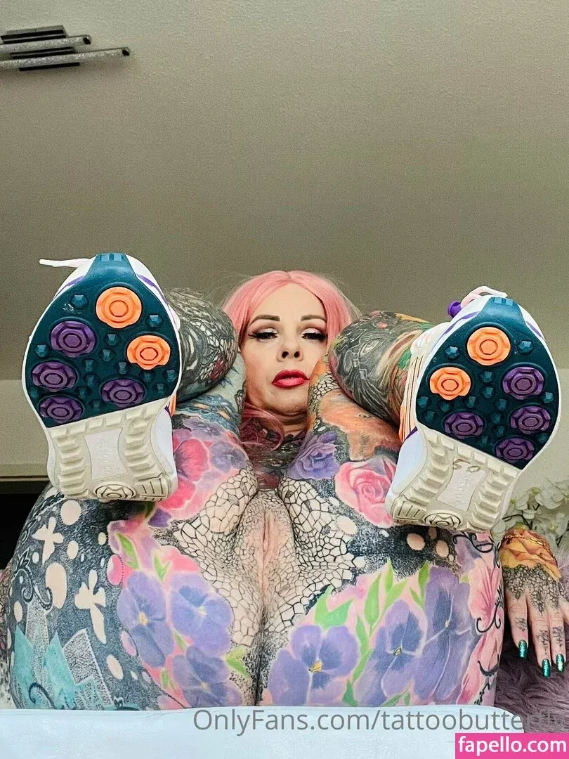 Tattoobutterfly Onlyfans Photo Gallery 