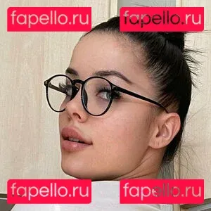 giiirlyyyyyy2.2 Onlyfans Photo Gallery 