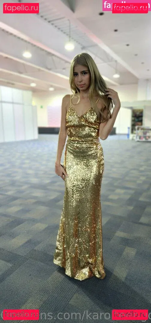 karolteengdl Onlyfans Photo Gallery 