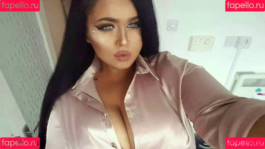 Megan Carys Gomer Onlyfans Photo Gallery 