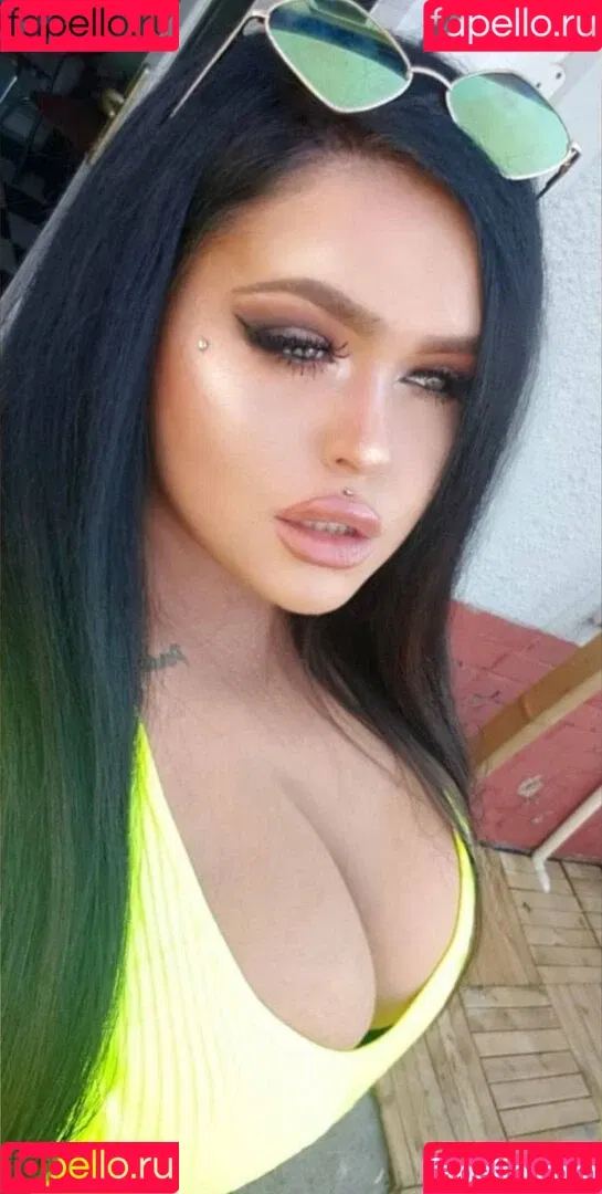 Megan Carys Gomer Onlyfans Photo Gallery 