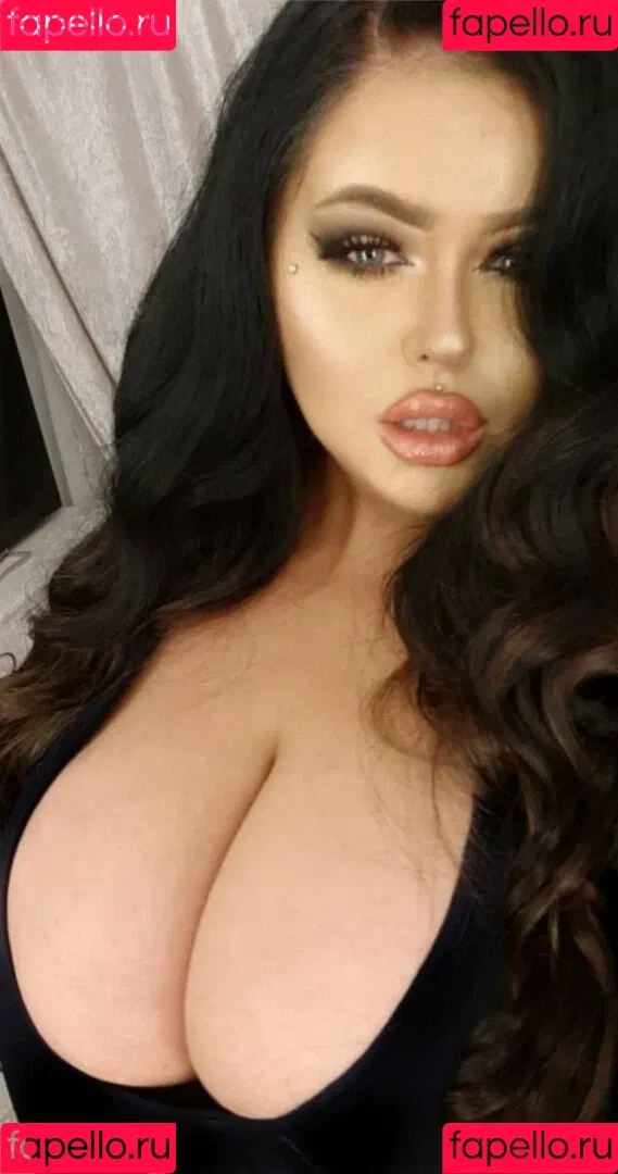 Megan Carys Gomer Onlyfans Photo Gallery 