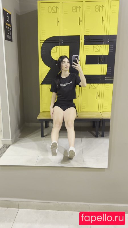 Luisa Valencia Nude Onlyfans Photo 23