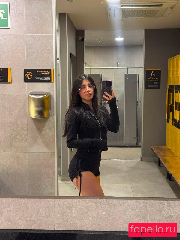 Luisa Valencia Nude Onlyfans Photo 8