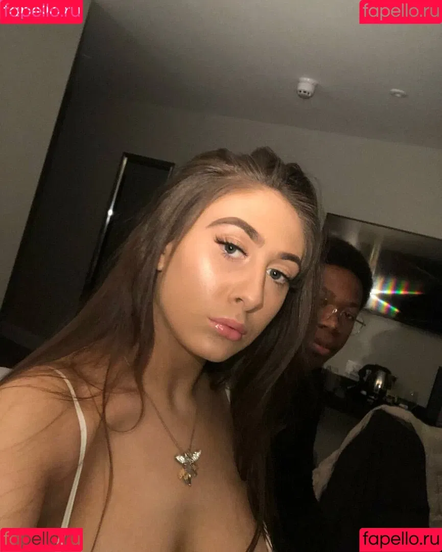 Soph Alice Onlyfans Photo Gallery 