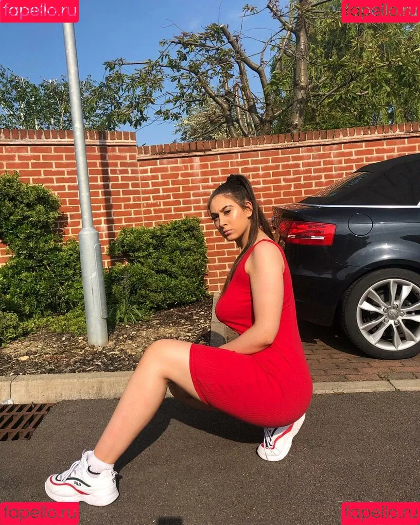 Soph Alice Onlyfans Photo Gallery 