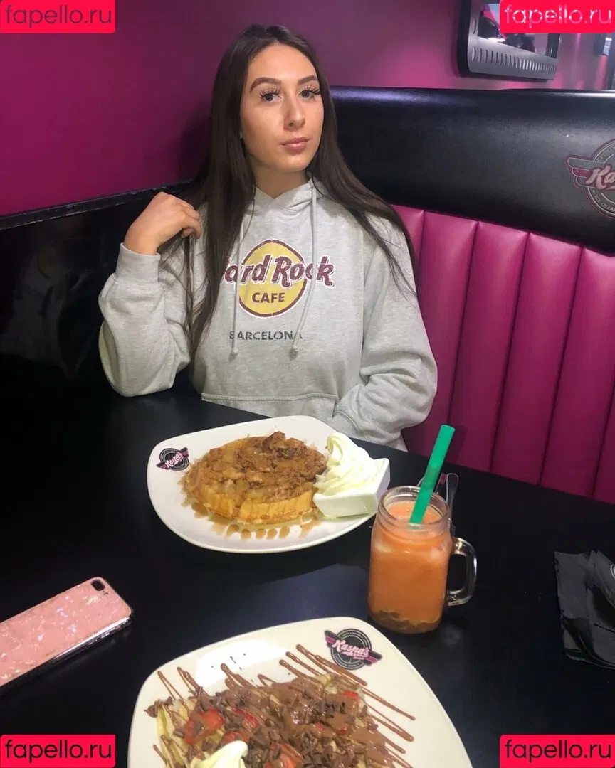Soph Alice Onlyfans Photo Gallery 