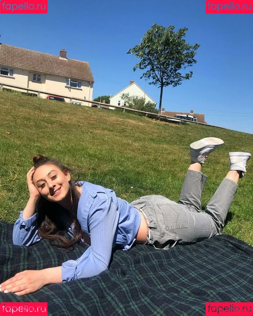 Soph Alice Onlyfans Photo Gallery 