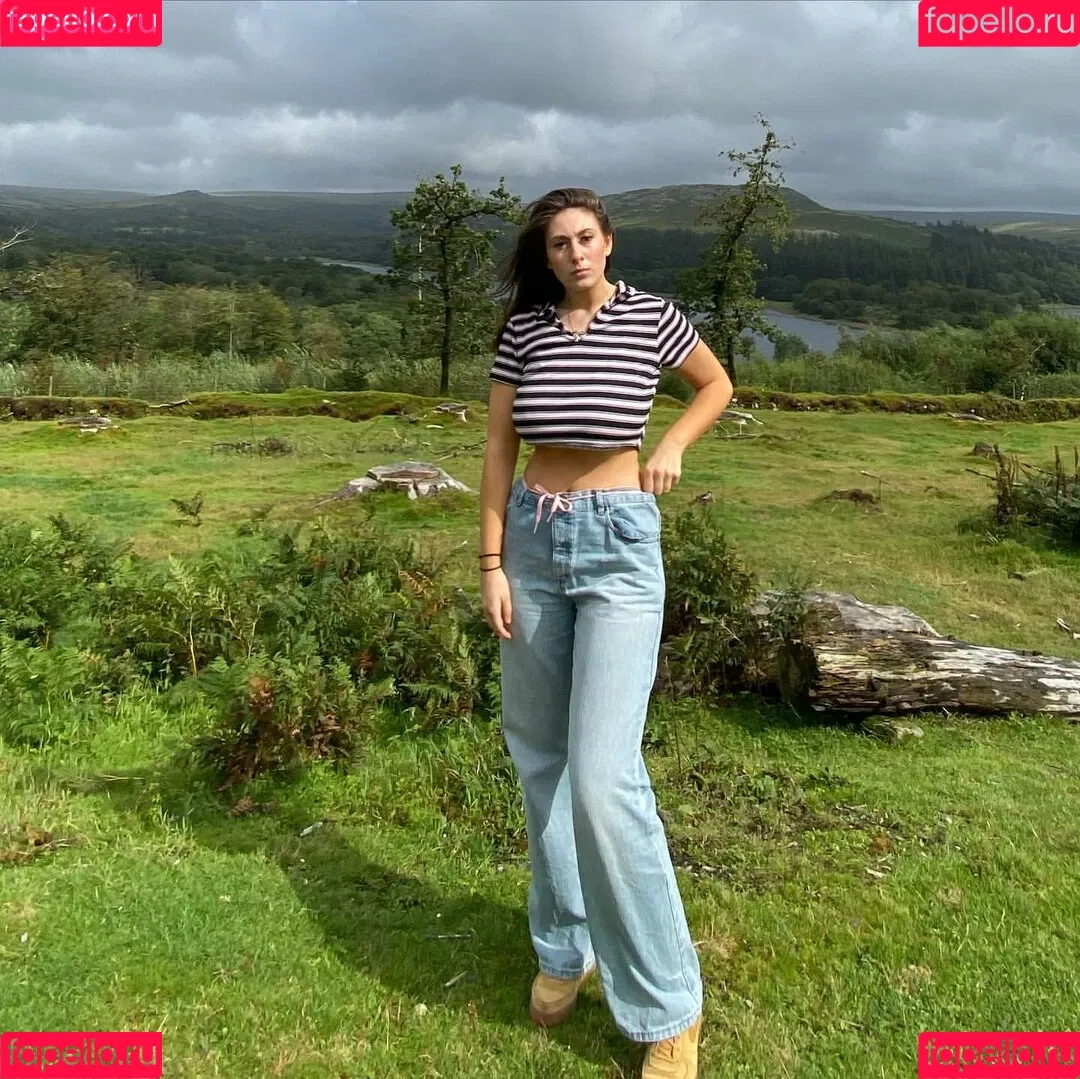 Soph Alice Onlyfans Photo Gallery 