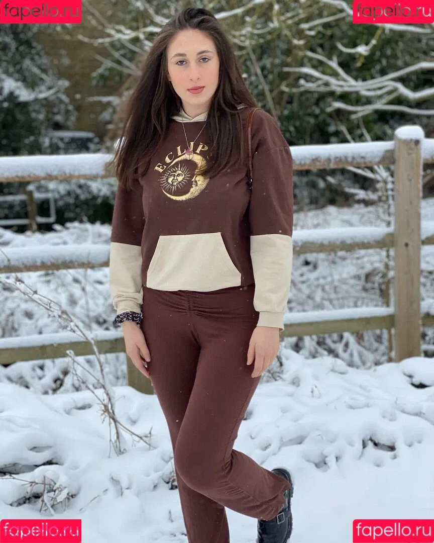 Soph Alice Onlyfans Photo Gallery 