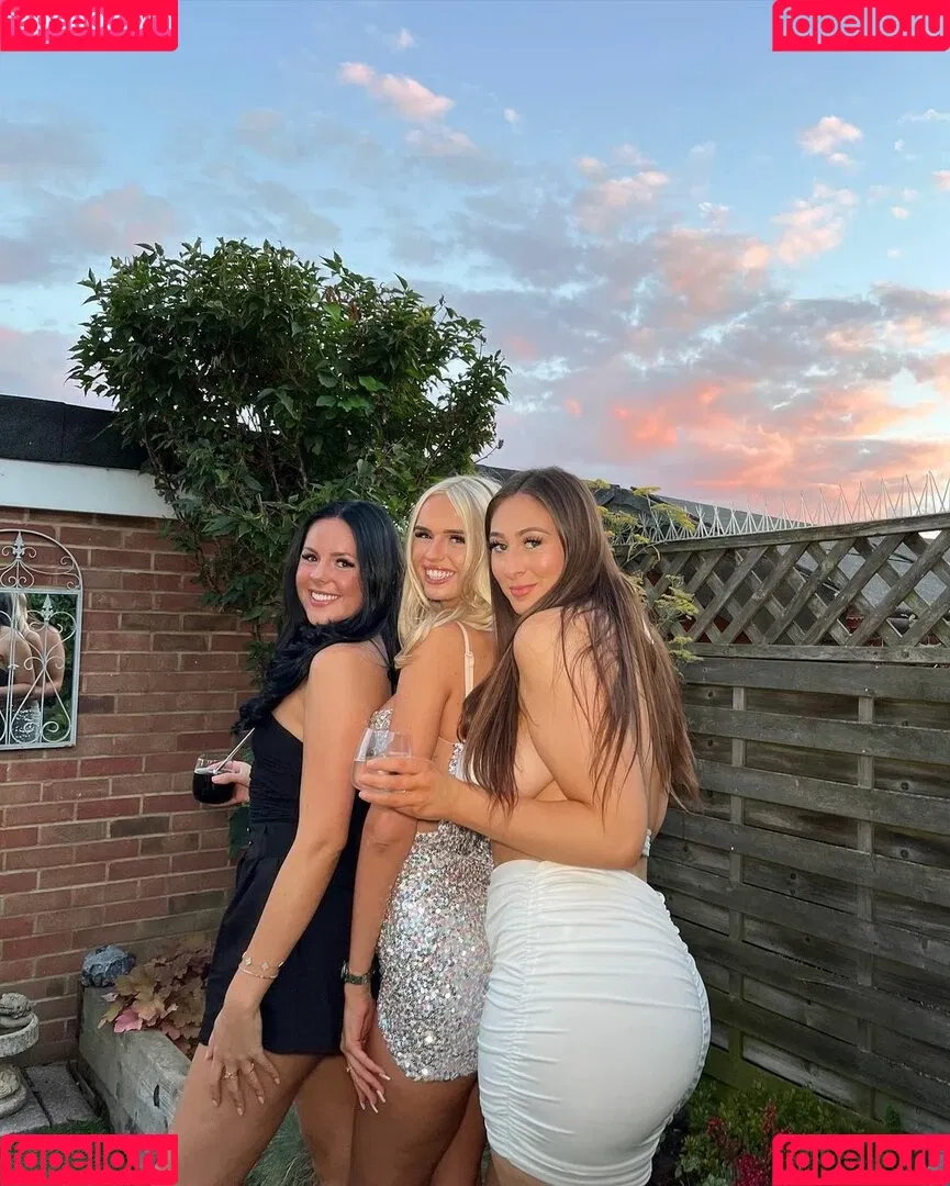 Soph Alice Onlyfans Photo Gallery 